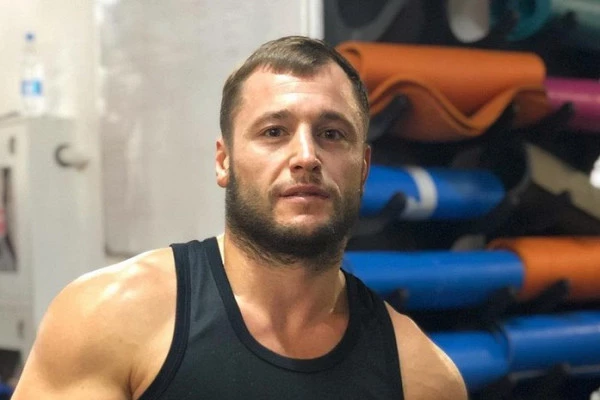 Борисов нокаутировал Силву в первом раунде